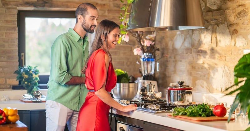Que manger avant et après une séance de HIF : le guide nutrition